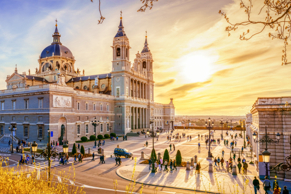 buyuk-ispanya-turu-mad-bcn-1.png