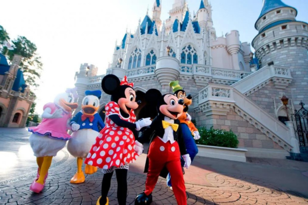 disneyland-paris-turu-pgs-4-gece-kapak.png