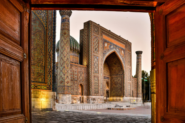 dolu-dolu-atalarimizin-izinde-ozbekistan-turu-2.png
