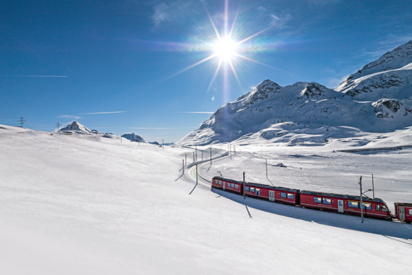 elegant-alpler-bernina-ekspresi-turu-kapak.png