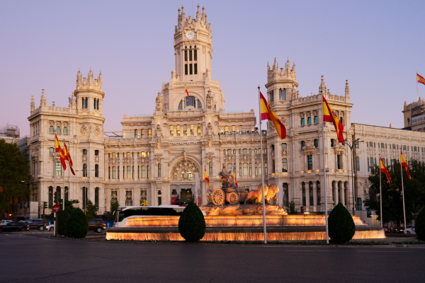elegant-madrid-valencia-barcelona-turu-8.png