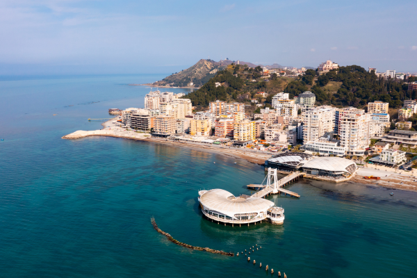 mavi-yesil-arnavutluk-sahilleri-panorama-turu-1.png