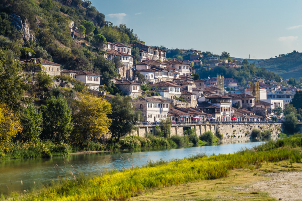 mavi-yesil-arnavutluk-sahilleri-panorama-turu-3.png