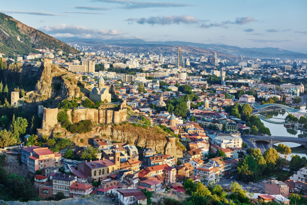 viva-tiflis-turu-ajet-hy-ile-1.png
