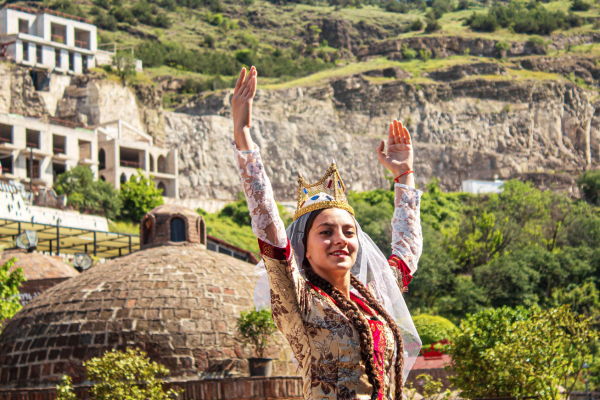 viva-tiflis-turu-ajet-hy-ile-7.png