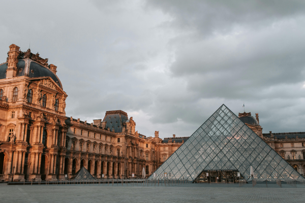 yel-degirmenlerinden-eyfele-benelux-paris-almanya-turu-5.png