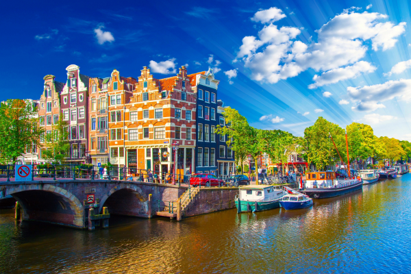 amsterdam-thy-ile-3-gece-6.png